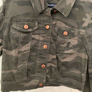Camouflage Cropped Jean Jacket